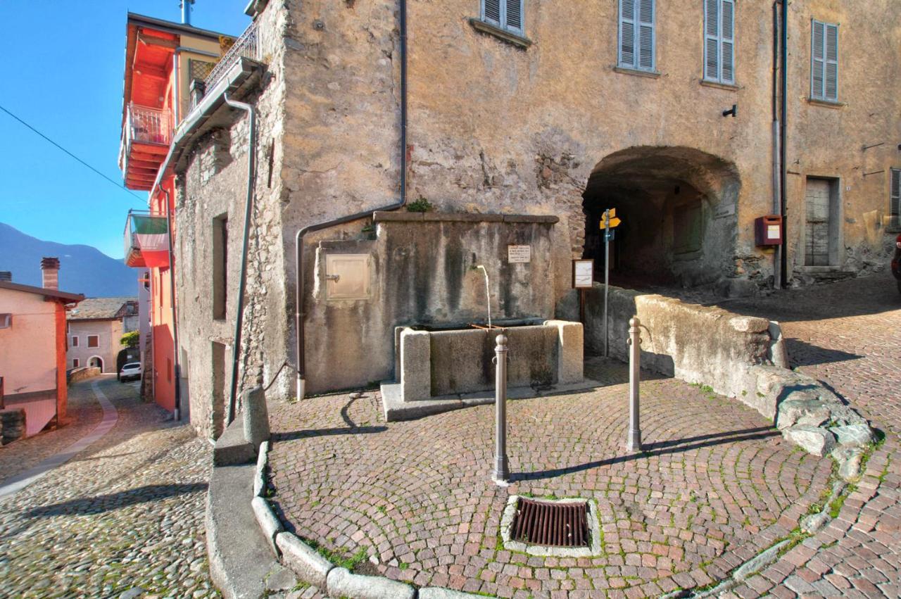 Casa Vacanza IL NIDO Berbenno di Valtellina Exterior foto